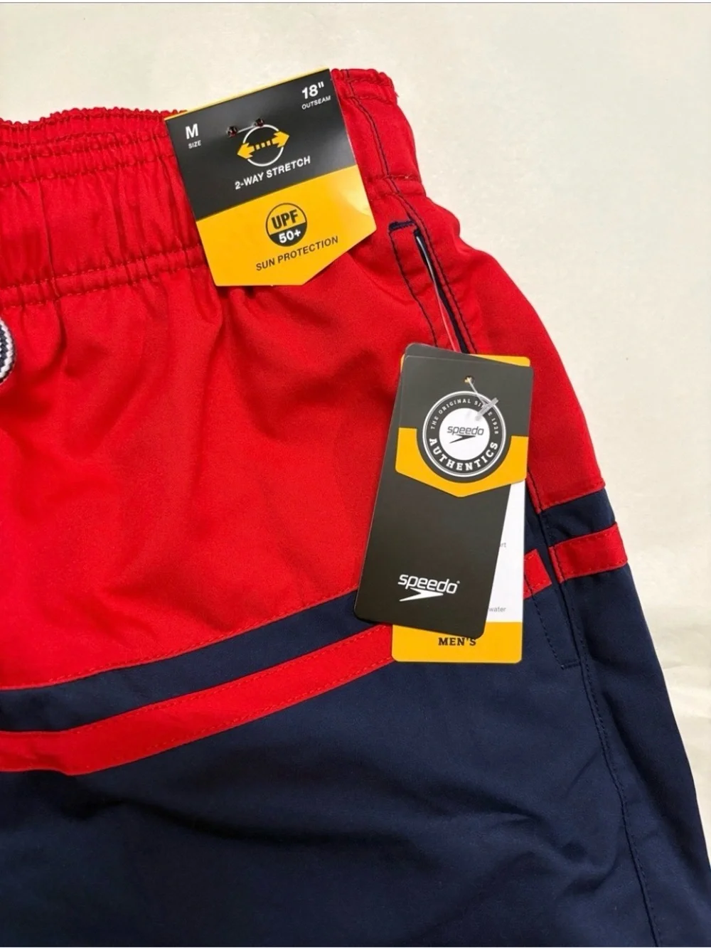 Speedo classic colorblock